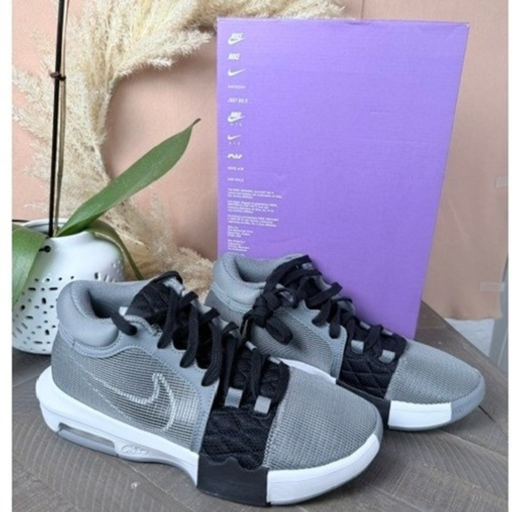 Nike LeBron Witness VIII Mens 8.5 Gray Black Basketball Shoes FB2239-004